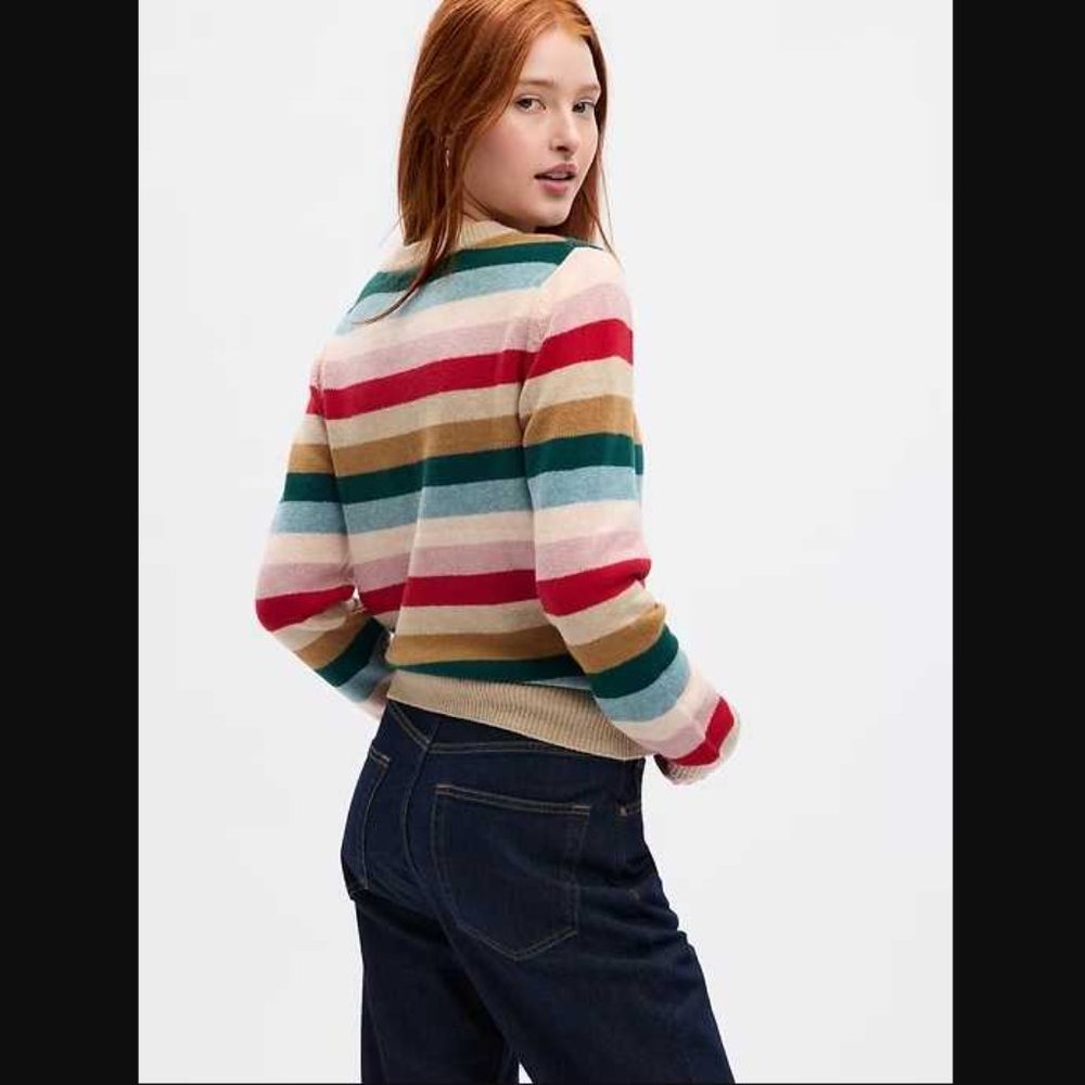 New women's Gap happy stripe CashSoft crewneck colorful stripe sweater - Picture 2 of 11